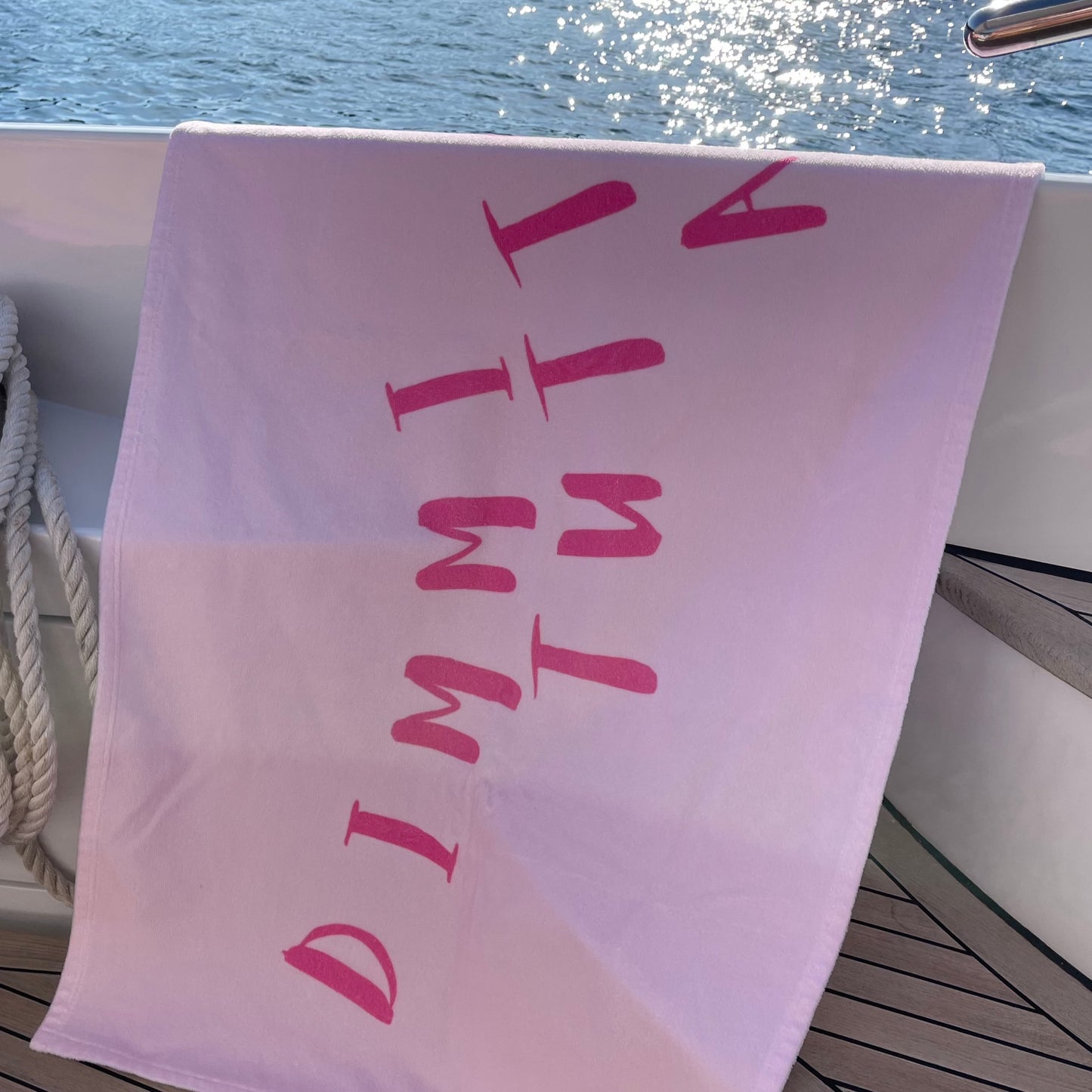 Tutto Amore towel