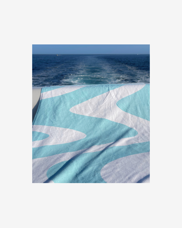 Maldive Tropicale Beach Towel