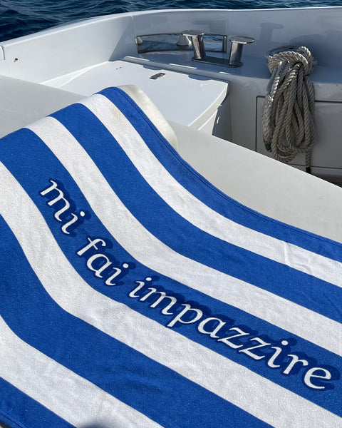 Impazzire towel