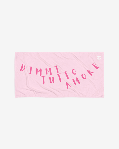 Tutto Amore Beach Towel